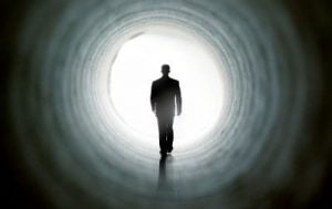 de tunnel die velen zien als bijna dood ervaring